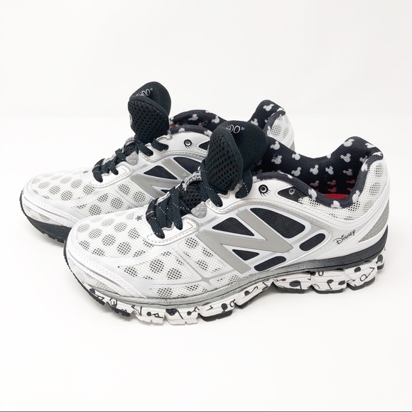 New Balance | Shoes | Run Disney X New Balance Steamboat Minnie Shoes 7 | Poshmark